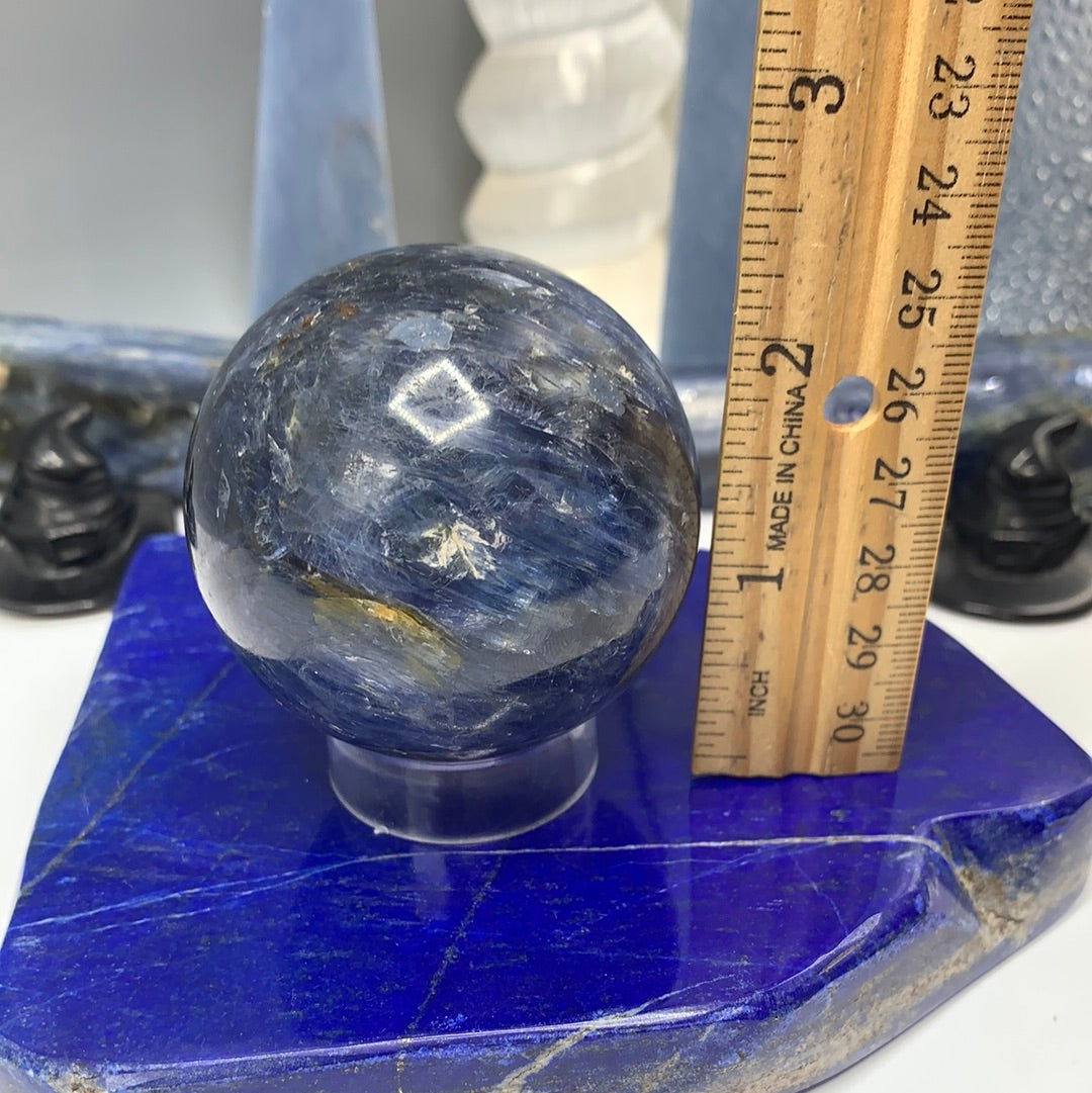 Kyanite sphere GG - Earthly Secrets