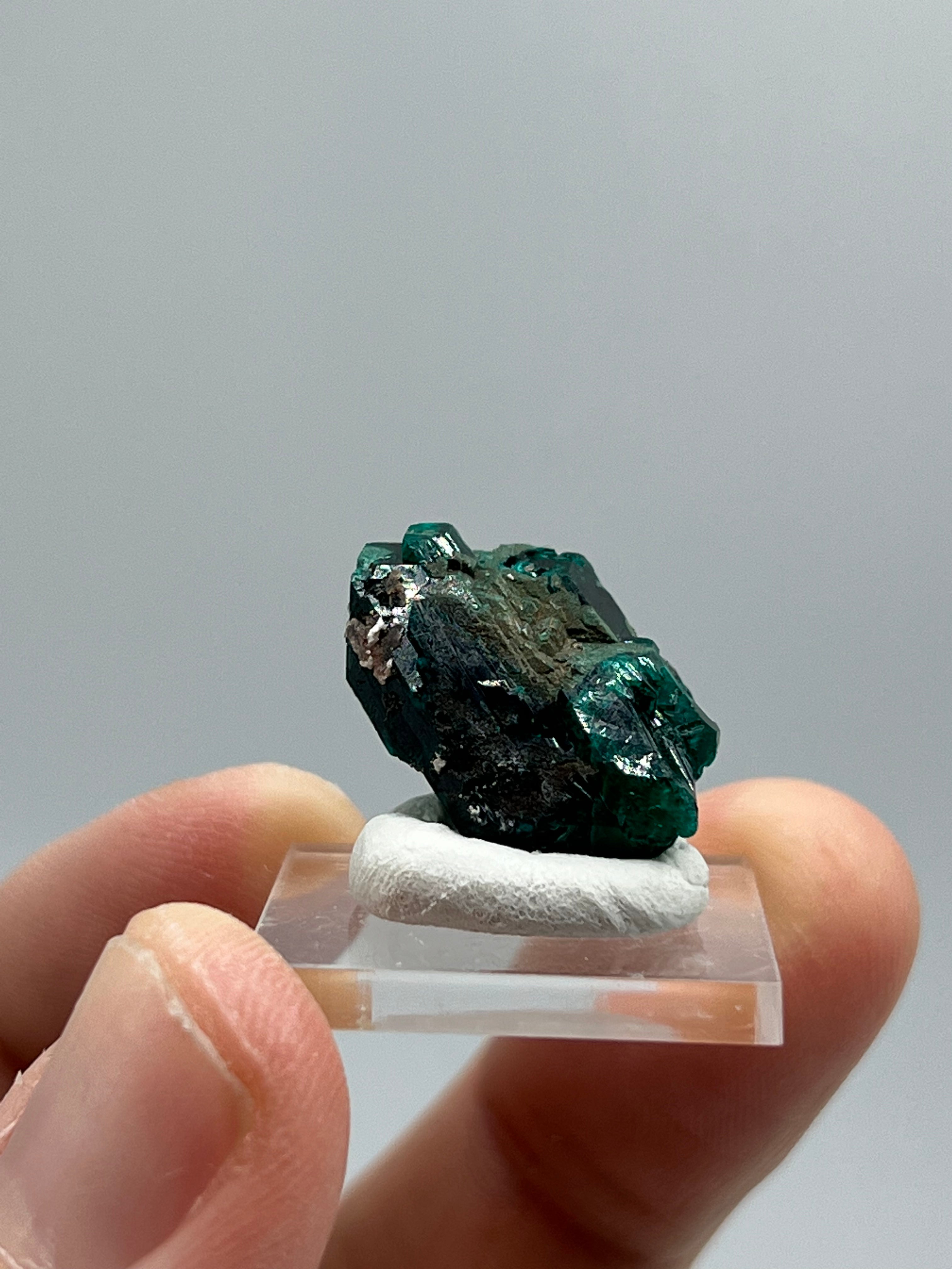 Dioptase H - Earthly Secrets