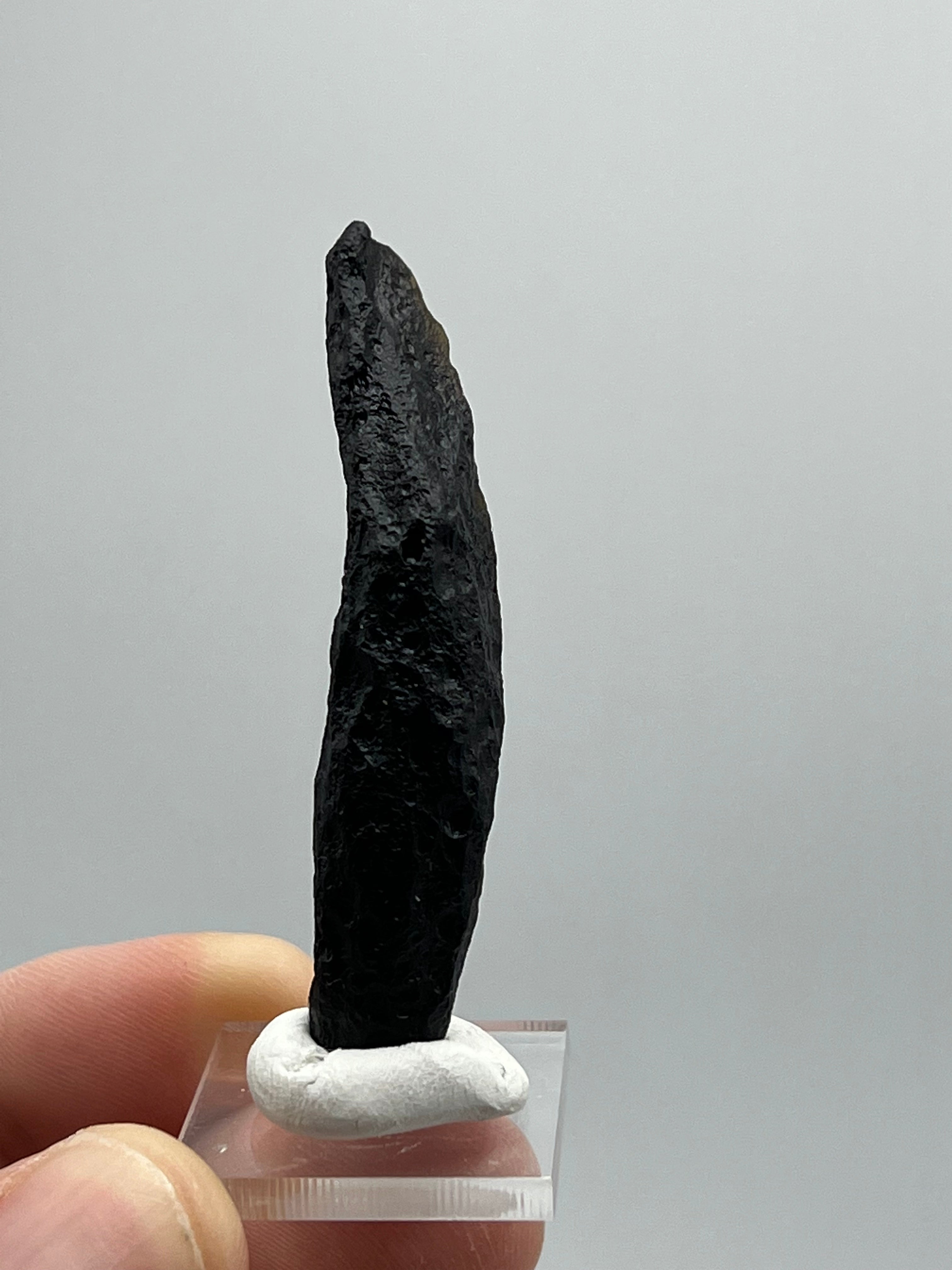 Tektite from Thailand L 7.3g - Earthly Secrets